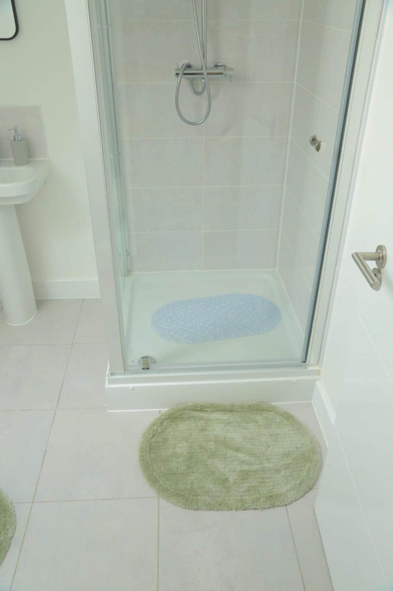 Beautiful New Family Home Leeds  Ngoại thất bức ảnh